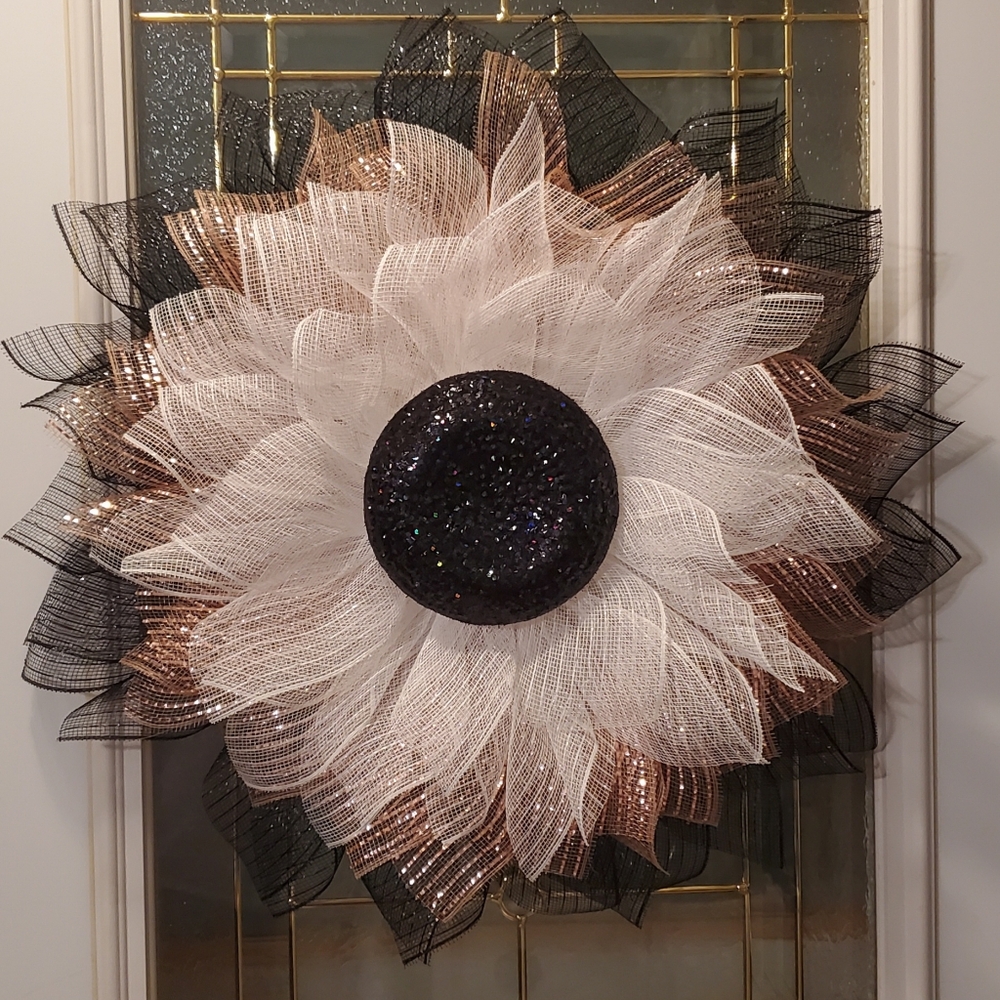 Flower door wreath